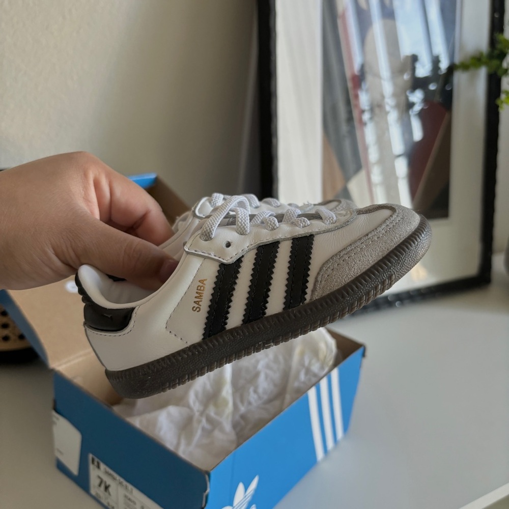 Adidas Samba toddler 7C - used twice GREAT condition